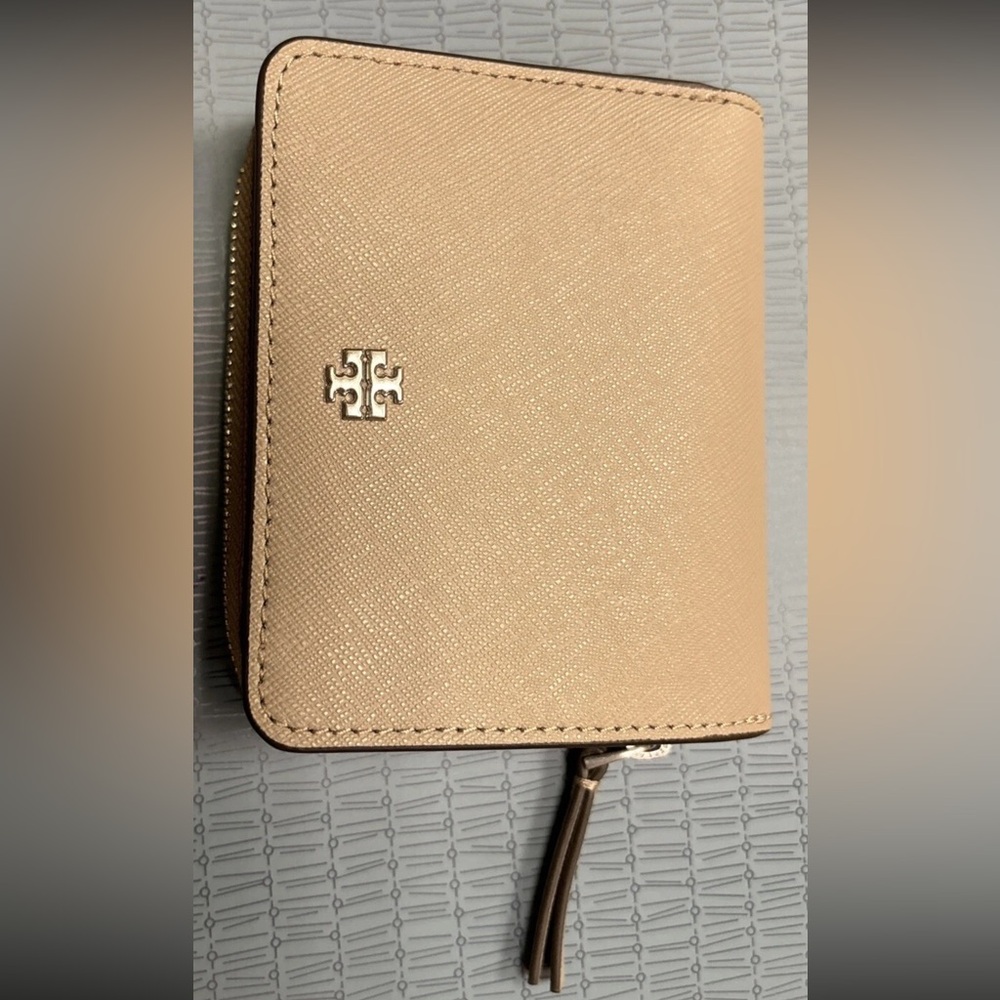 TORY BURCH EMERSON WALLET SAFFIANO LEATHER GRAY
